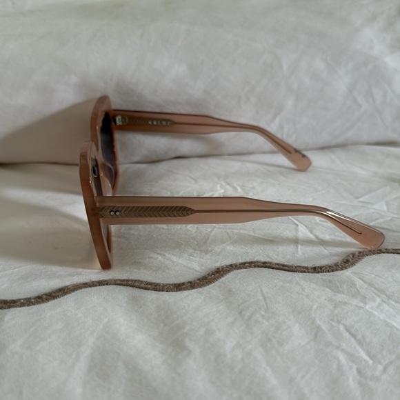 Krewe Elizabeth scallop sunglasses - Picture 5 of 6